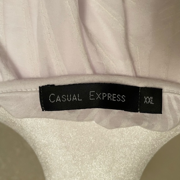 Casual Express white summer top - Picture 4 of 6